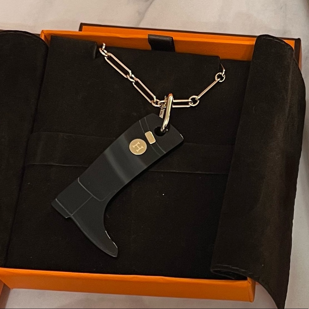 AUTH Hermes Necklace Amulet Cavalier GM Boots Black Gold Fittings Buffalo Horn.